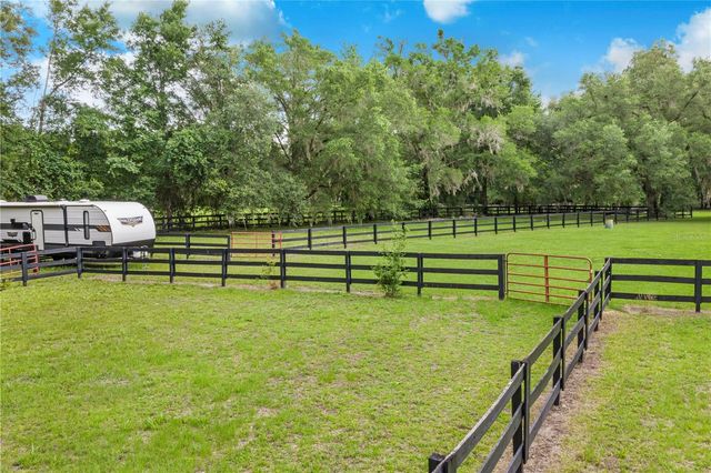 24 LAKE WOOD CIRCLE, Ocala, FL 34482
