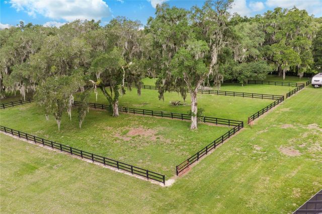 24 LAKE WOOD CIRCLE, Ocala, FL 34482