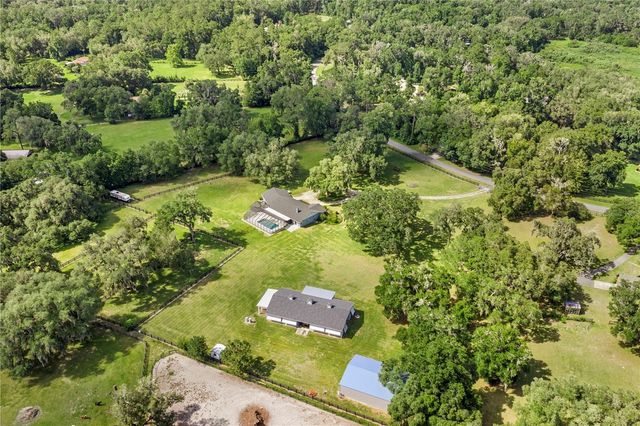 24 LAKE WOOD CIRCLE, Ocala, FL 34482