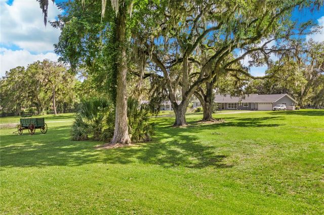 24 LAKE WOOD CIRCLE, Ocala, FL 34482