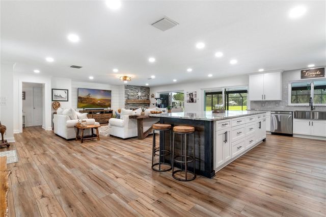 24 LAKE WOOD CIRCLE, Ocala, FL 34482