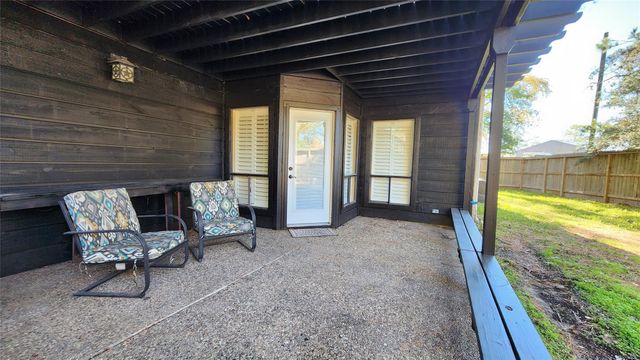 3211 Meadowlark Lane, Montgomery, TX 77356
