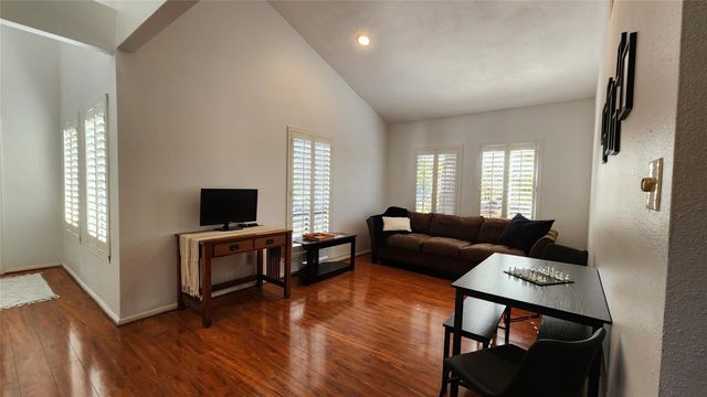 3211 Meadowlark Lane, Montgomery, TX 77356