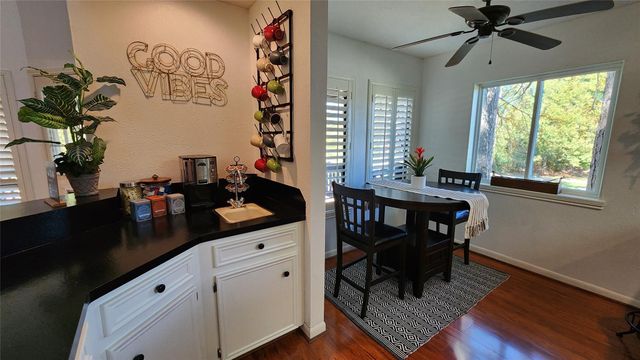 3211 Meadowlark Lane, Montgomery, TX 77356