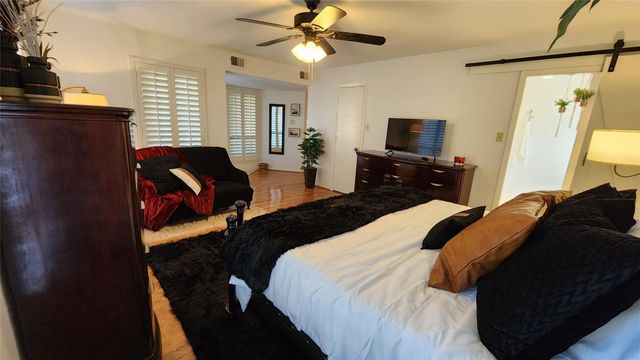 3211 Meadowlark Lane, Montgomery, TX 77356