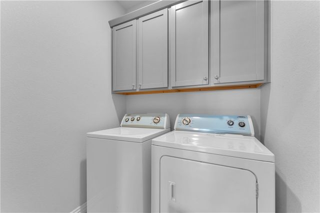 1611 Park Street, Lowell, AR 72745