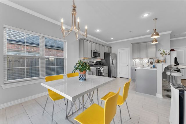 1611 Park Street, Lowell, AR 72745