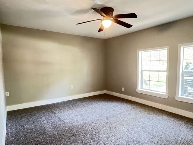 302 Glen Oaks Road, Bonham, TX 75418