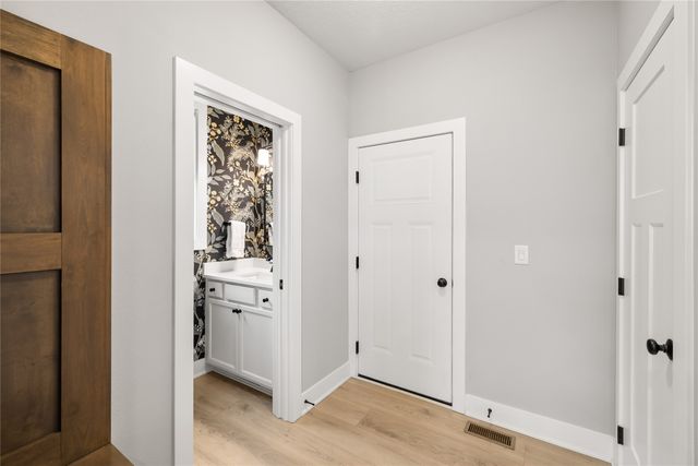 3822 NE 8th Street, Ankeny, IA 50021