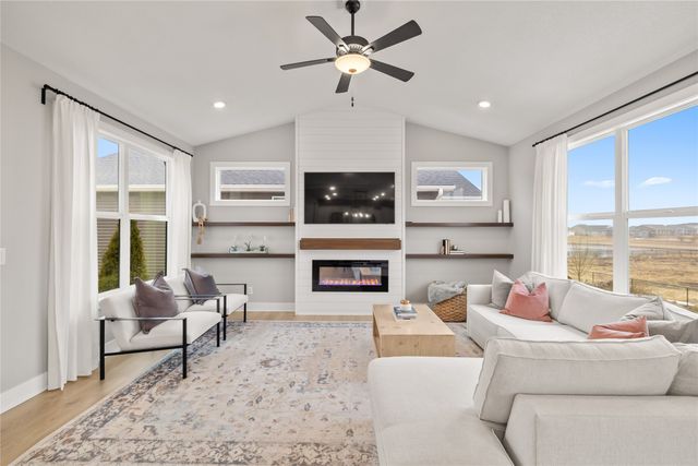 3822 NE 8th Street, Ankeny, IA 50021