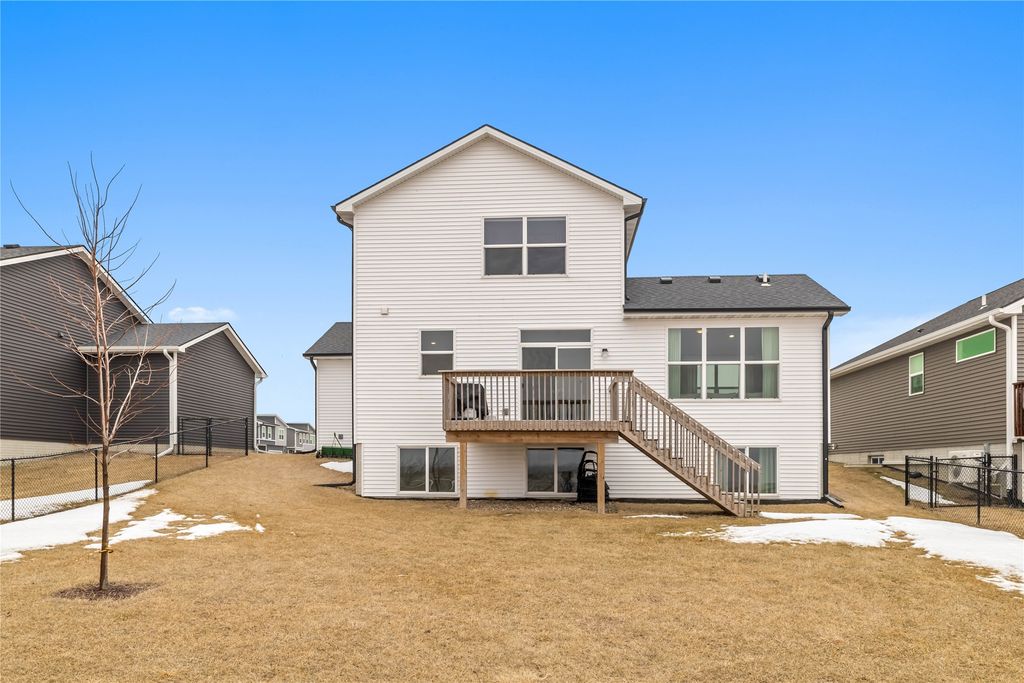 3822 NE 8th Street, Ankeny, IA 50021
