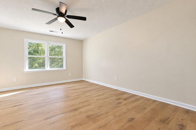 190 Mountain View Circle, Covington, GA 30016