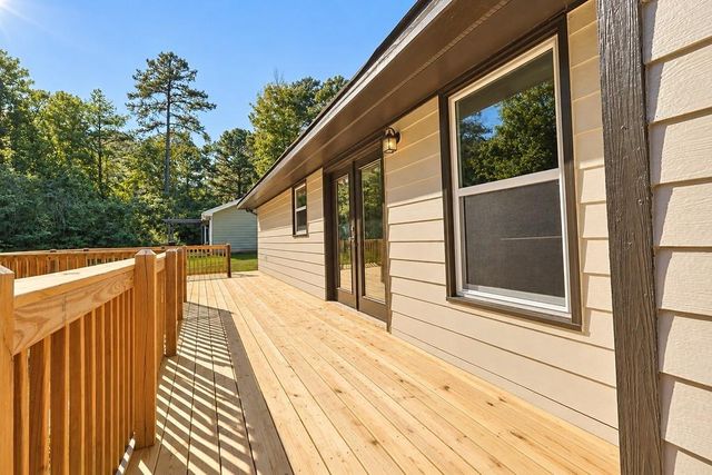 190 Mountain View Circle, Covington, GA 30016