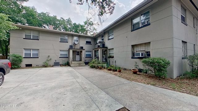1464 HOLMESDALE Road, Jacksonville, FL 32207