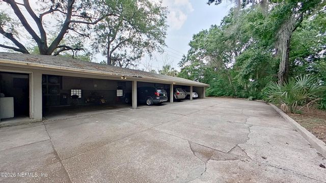 1464 HOLMESDALE Road, Jacksonville, FL 32207