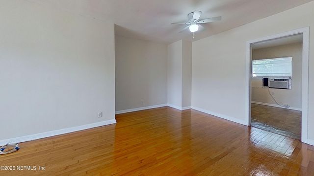 1464 HOLMESDALE Road, Jacksonville, FL 32207