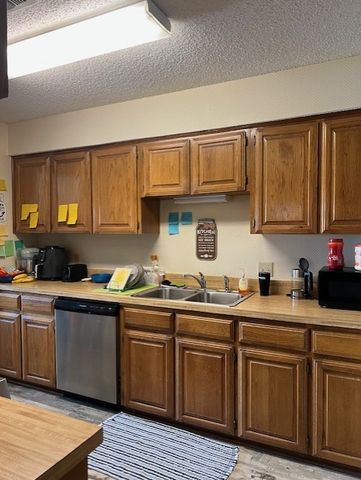 1500 Sharron Court, Cleburne, TX 76033