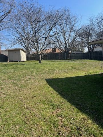 1500 Sharron Court, Cleburne, TX 76033