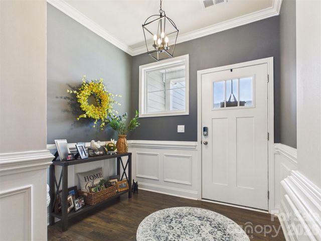 7880 Iron Road, Sherrills Ford, NC 28673
