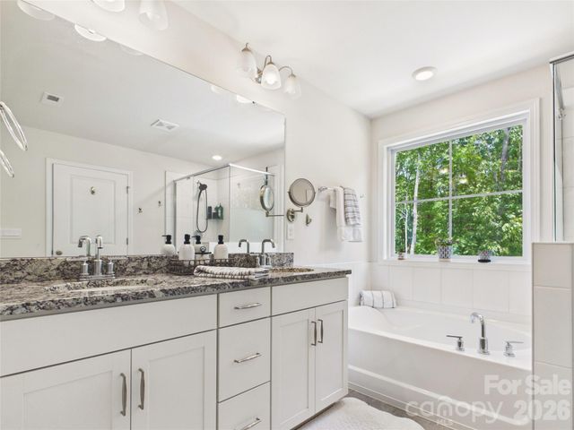 7880 Iron Road, Sherrills Ford, NC 28673