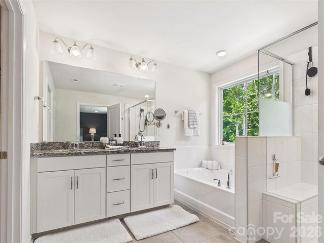 7880 Iron Road, Sherrills Ford, NC 28673