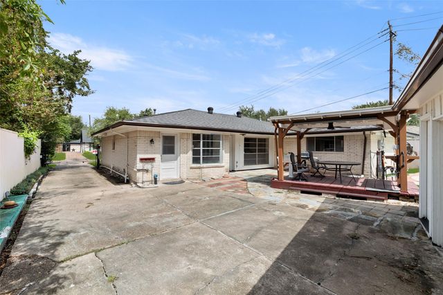 5707 Kuldell Drive, Houston, TX 77096