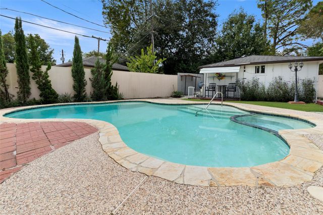 5707 Kuldell Drive, Houston, TX 77096