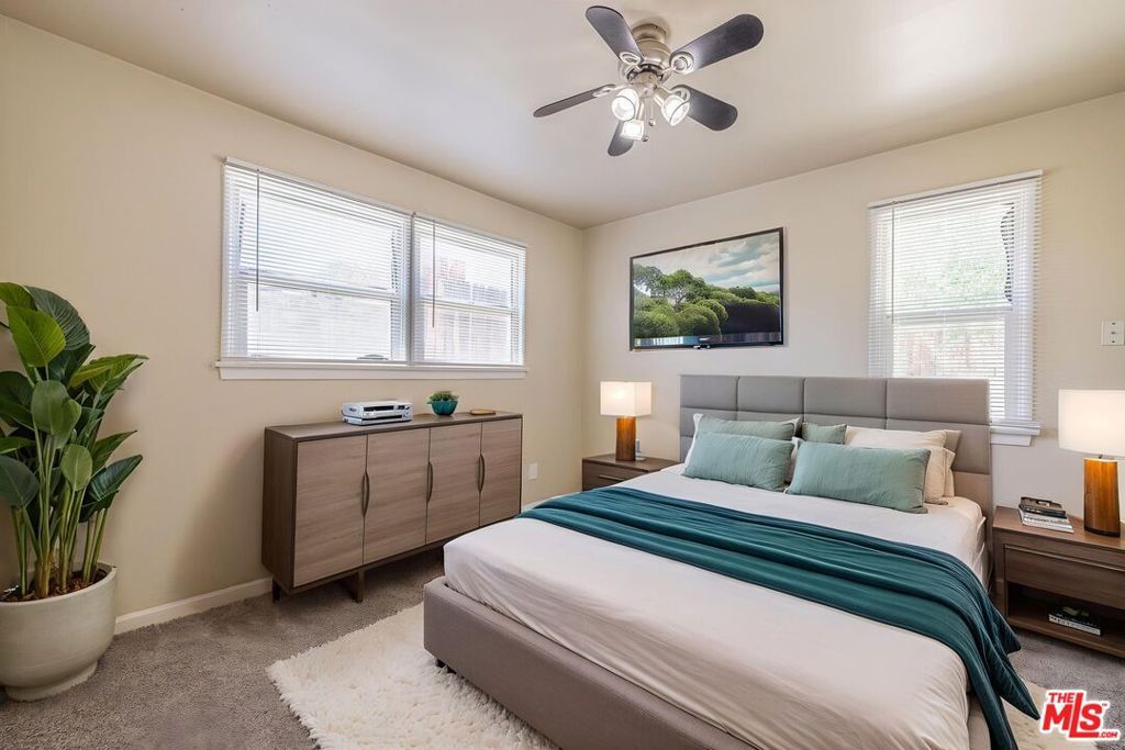 Image 29 of property listing at 37739 Sumac Avenue, Palmdale, CA 93550