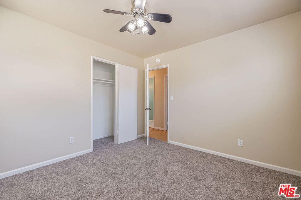 Image 31 of property listing at 37739 Sumac Avenue, Palmdale, CA 93550