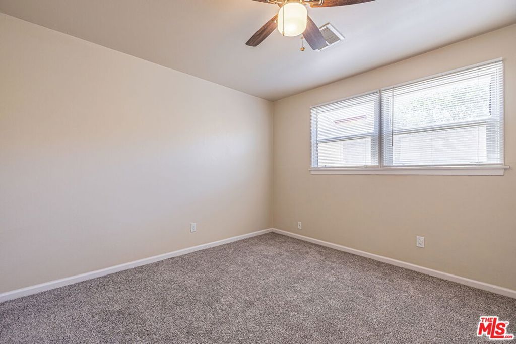 Image 33 of property listing at 37739 Sumac Avenue, Palmdale, CA 93550