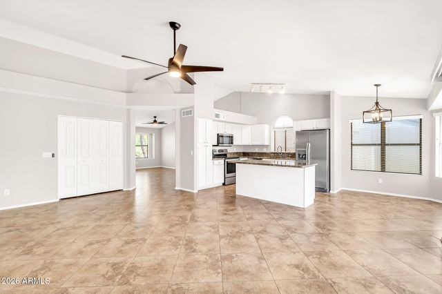 1113 E Betsy Lane, Gilbert, AZ 85296