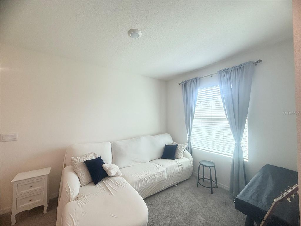 Image 16 of property listing at 1503 ISLETA LOOP, Kissimmee, FL 34741