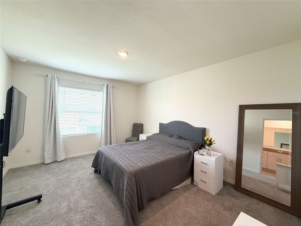 Image 17 of property listing at 1503 ISLETA LOOP, Kissimmee, FL 34741