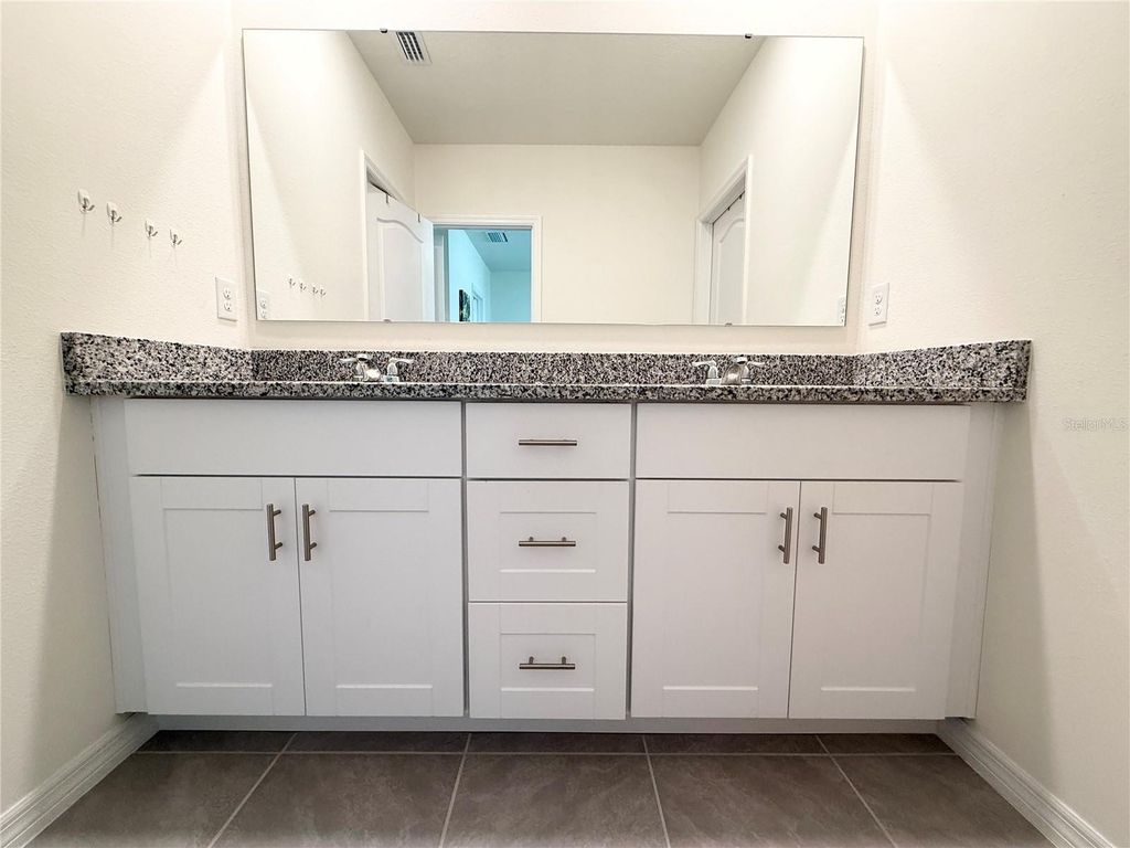 Image 27 of property listing at 1503 ISLETA LOOP, Kissimmee, FL 34741