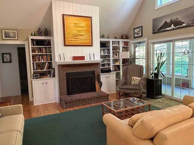 34 Shattuck Street, Groton, MA 01450