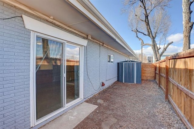1040 N Stuart Street, Denver, CO 80204