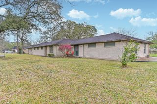 901 N Amburn Road, Texas City, TX 77591