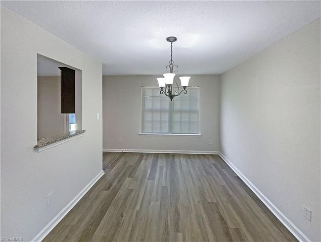 301 Bedford Park Drive, Winston-salem, NC 27107