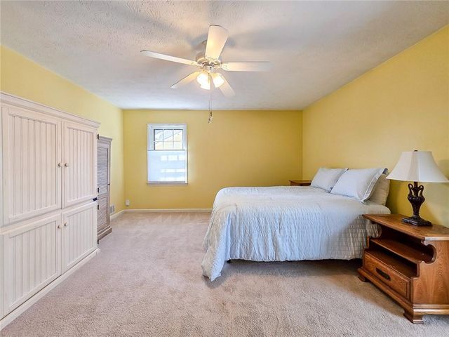 4093 Deerbrook Way SW, Lilburn, GA 30047