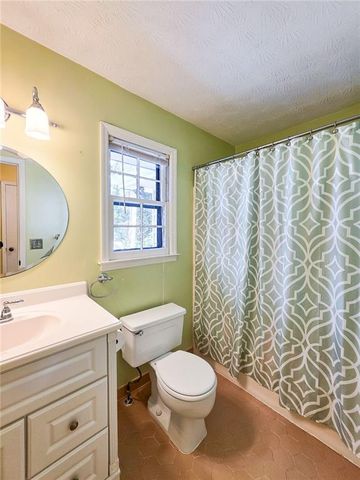 4093 Deerbrook Way SW, Lilburn, GA 30047