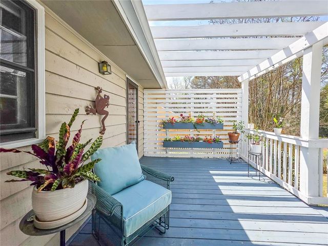 4093 Deerbrook Way SW, Lilburn, GA 30047