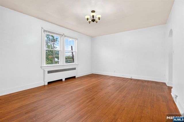 215 Terrace Avenue, Hasbrouck Heights, NJ 07604