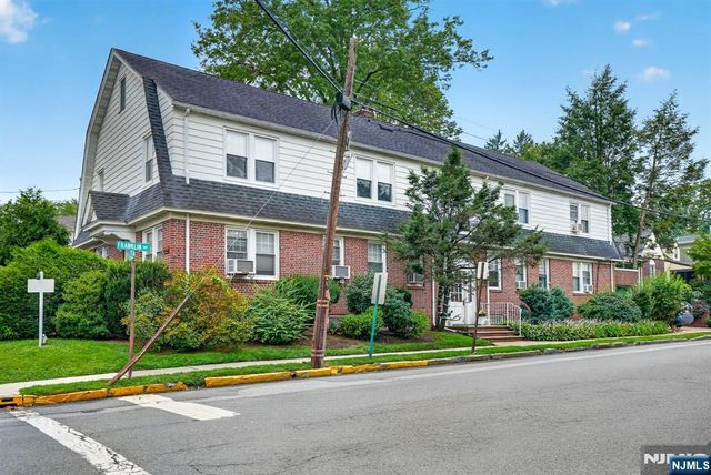 215 Terrace Avenue, Hasbrouck Heights, NJ 07604