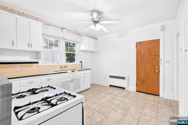 215 Terrace Avenue, Hasbrouck Heights, NJ 07604