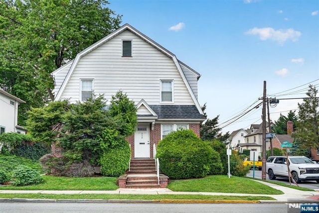 215 Terrace Avenue, Hasbrouck Heights, NJ 07604