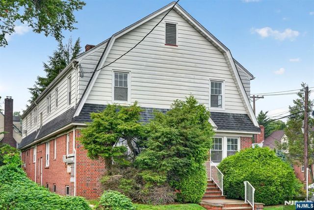 215 Terrace Avenue, Hasbrouck Heights, NJ 07604