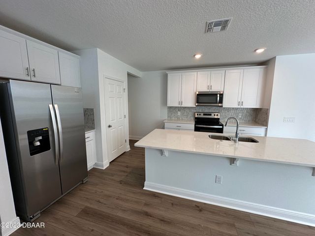 206 Pitching Wedge Drive, Daytona Beach, FL 32124