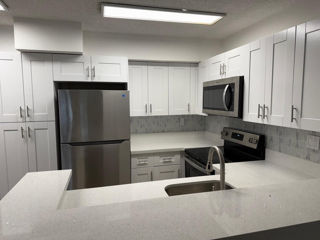 621 Lyons Rd 9103, Coconut Creek, FL 33063