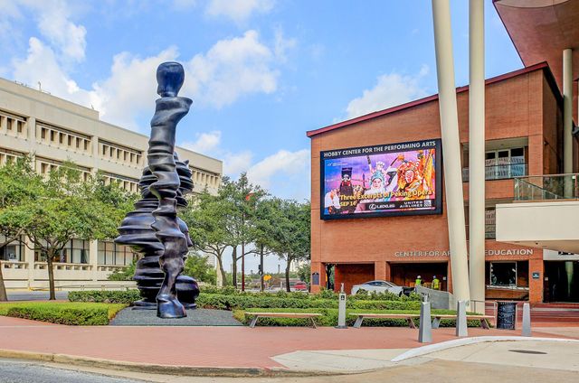 1211 Caroline Street 1408, Houston, TX 77002
