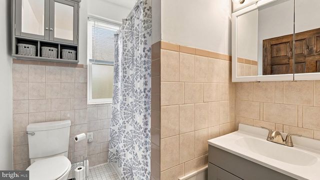 7524 LAWNDALE AVE, Philadelphia, PA 19111